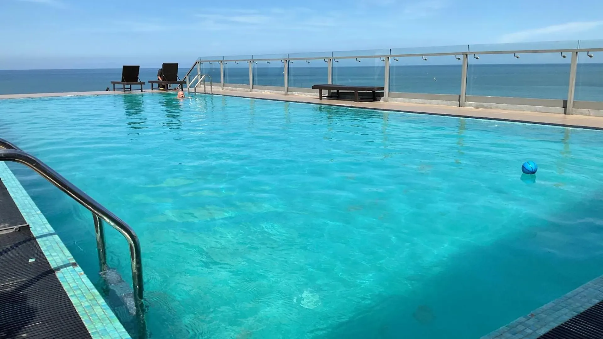 Grand Residence Negombo By Ocean Breeze Aparthotel